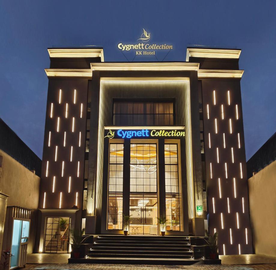Cygnett Collection K K Hotel Faizābād Exterior foto