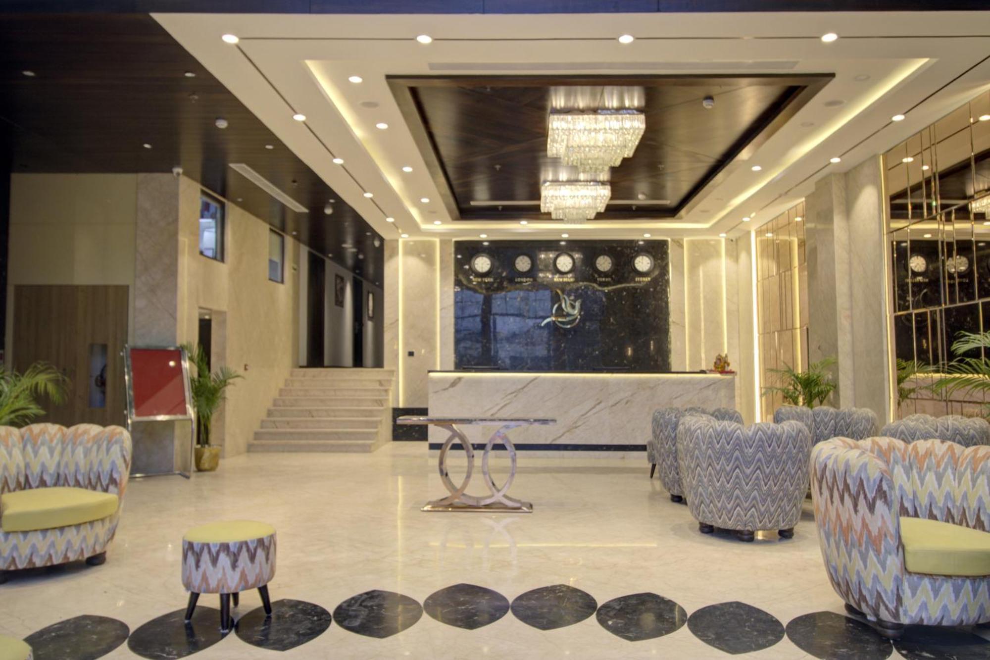 Cygnett Collection K K Hotel Faizābād Exterior foto